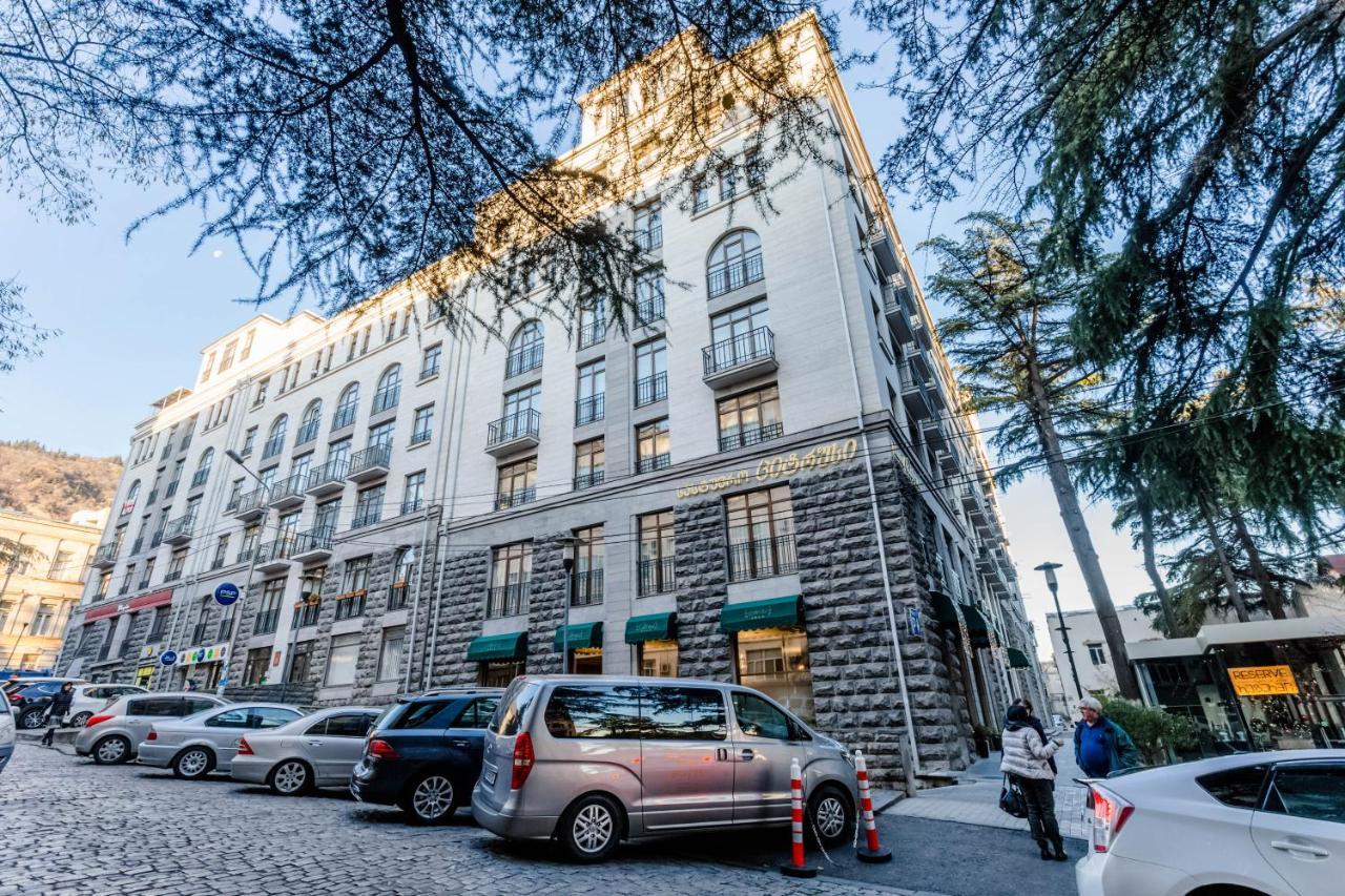 Central Comfort Place L Тбилиси Экстерьер фото